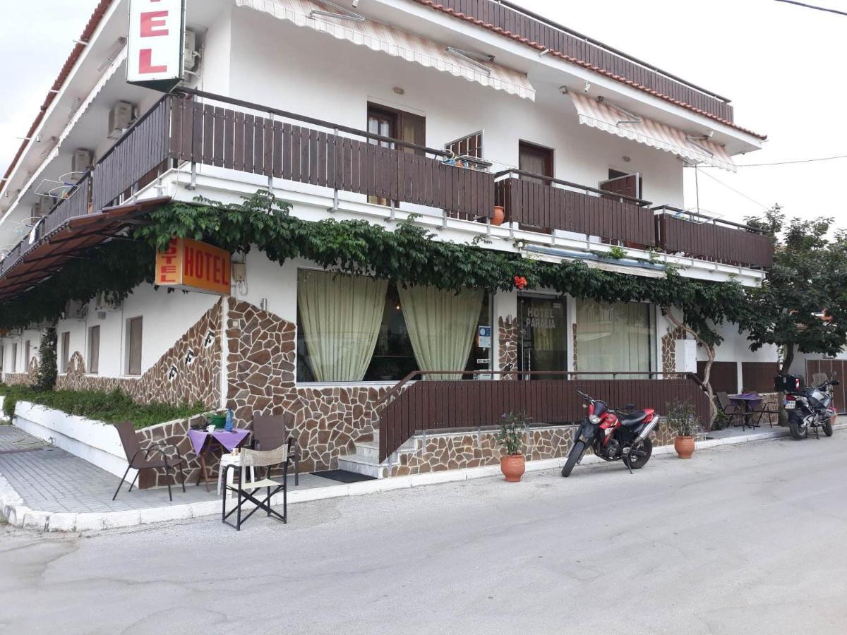 Hotel Paralia เนอา คาร์วาลี ภายนอก รูปภาพ