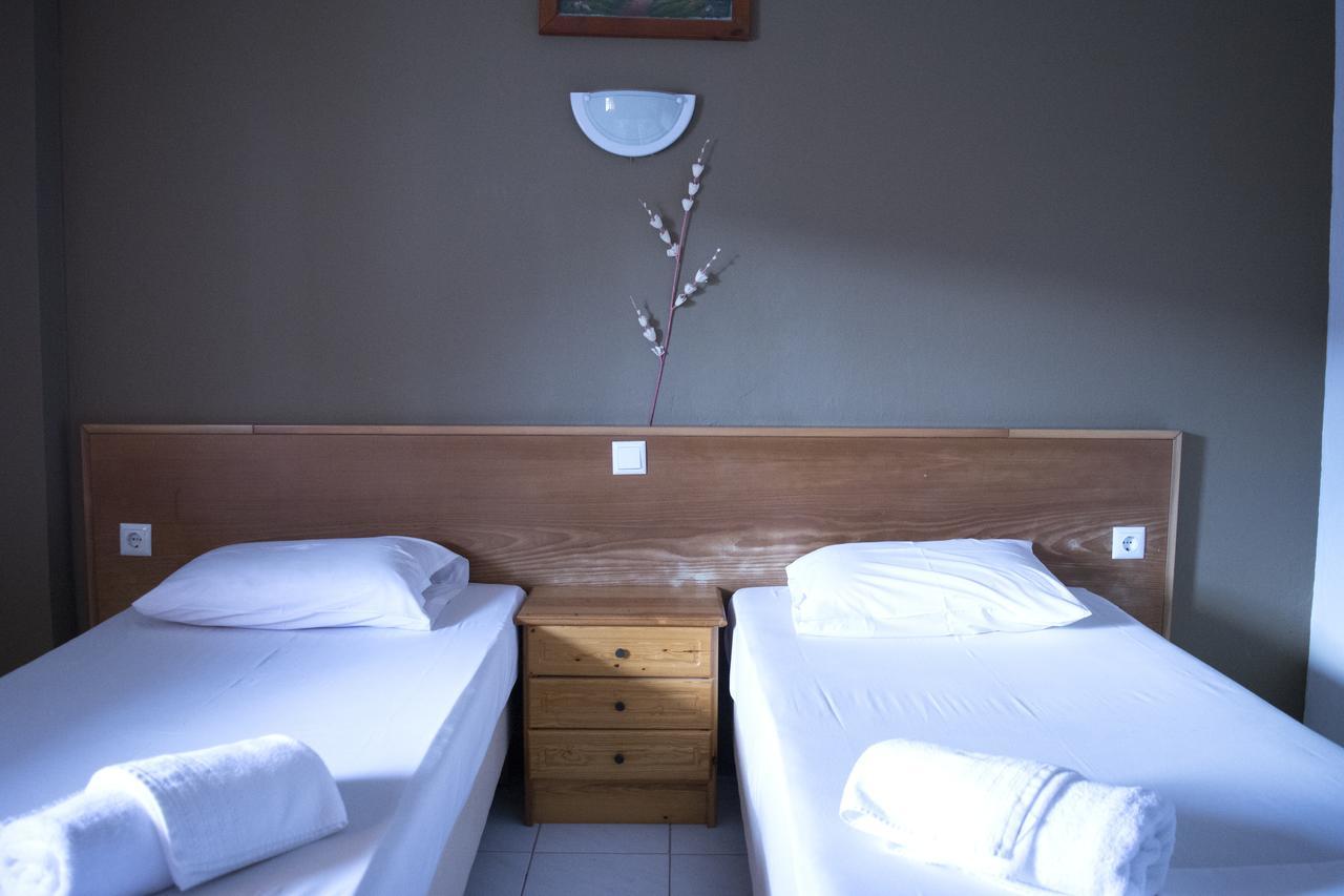 Hotel Paralia เนอา คาร์วาลี ภายนอก รูปภาพ
