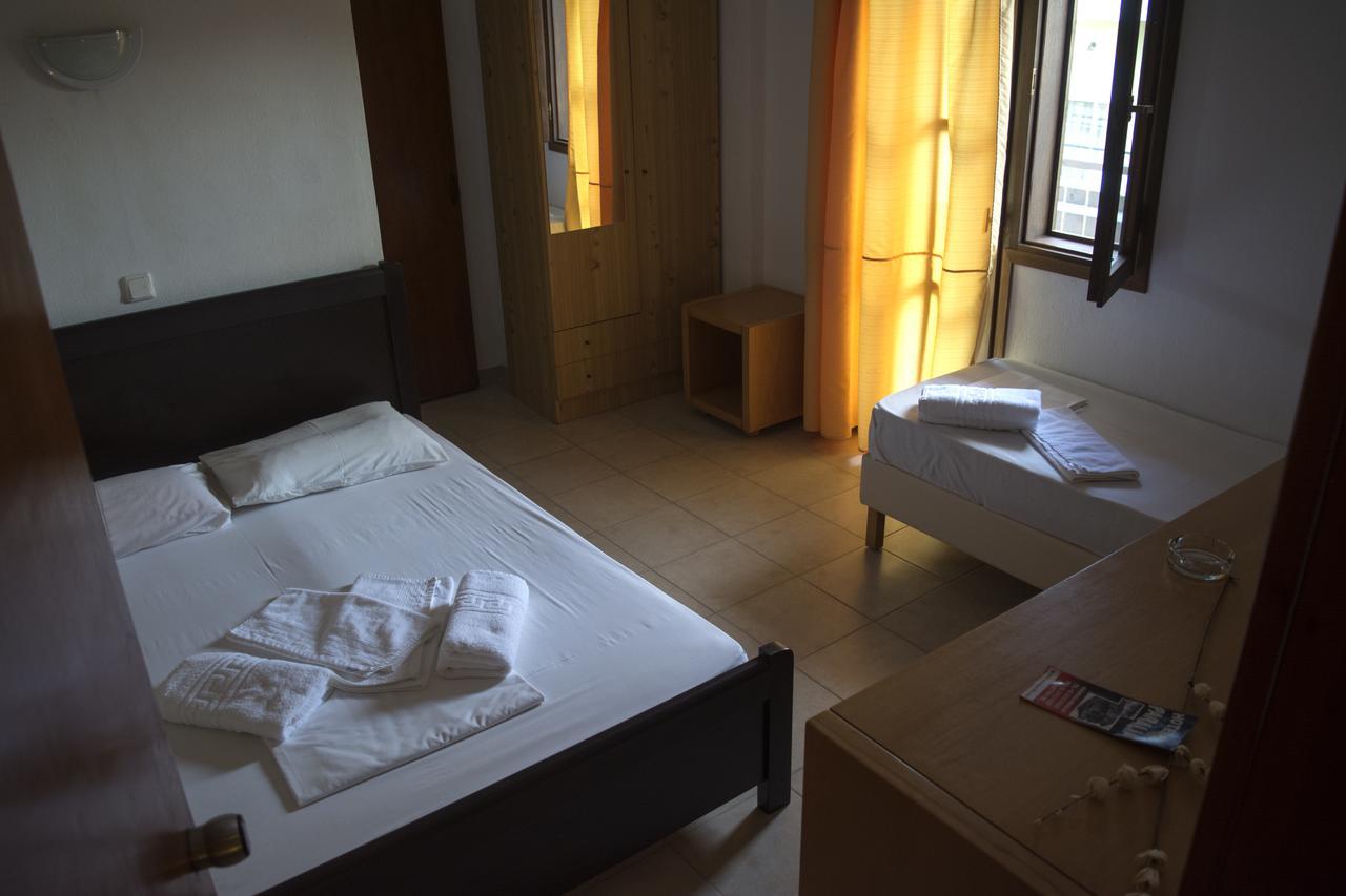 Hotel Paralia เนอา คาร์วาลี ภายนอก รูปภาพ