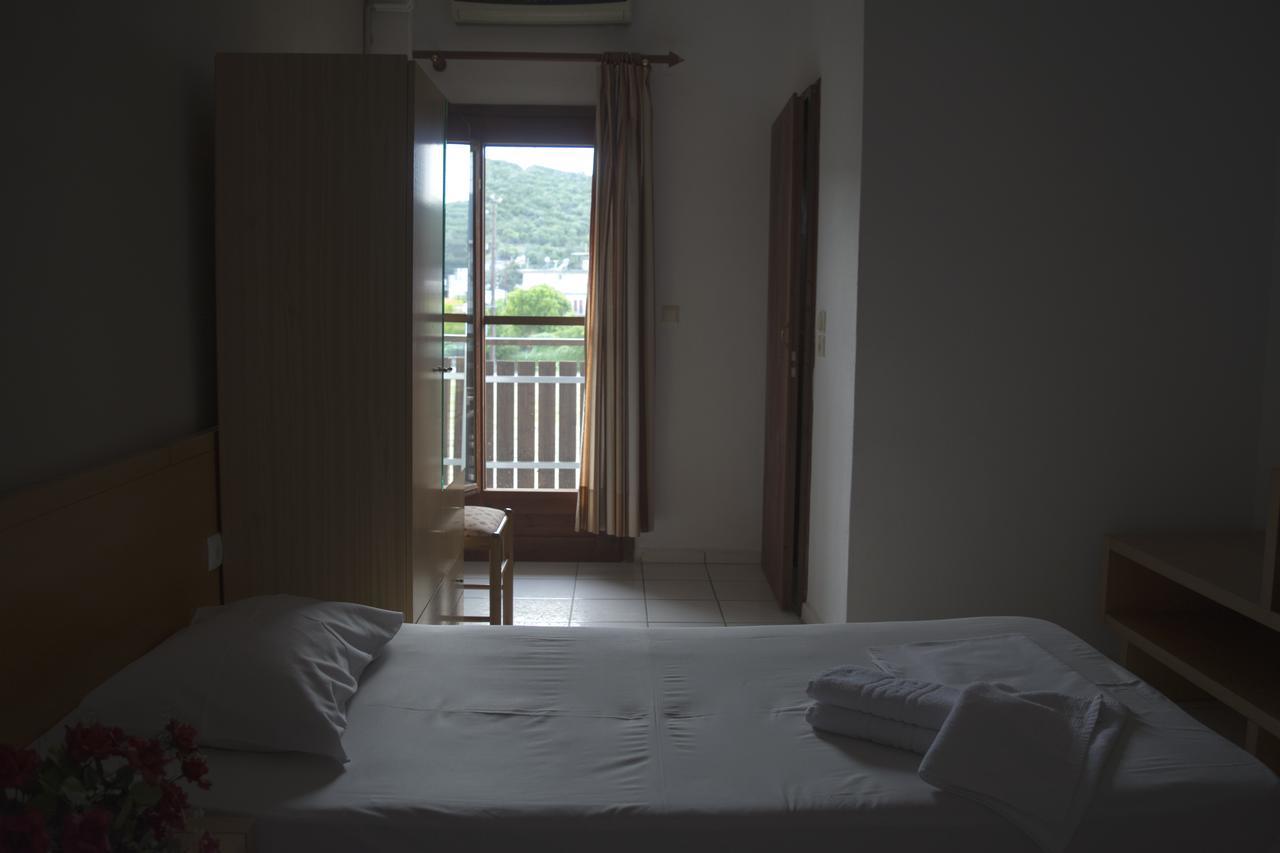Hotel Paralia เนอา คาร์วาลี ภายนอก รูปภาพ