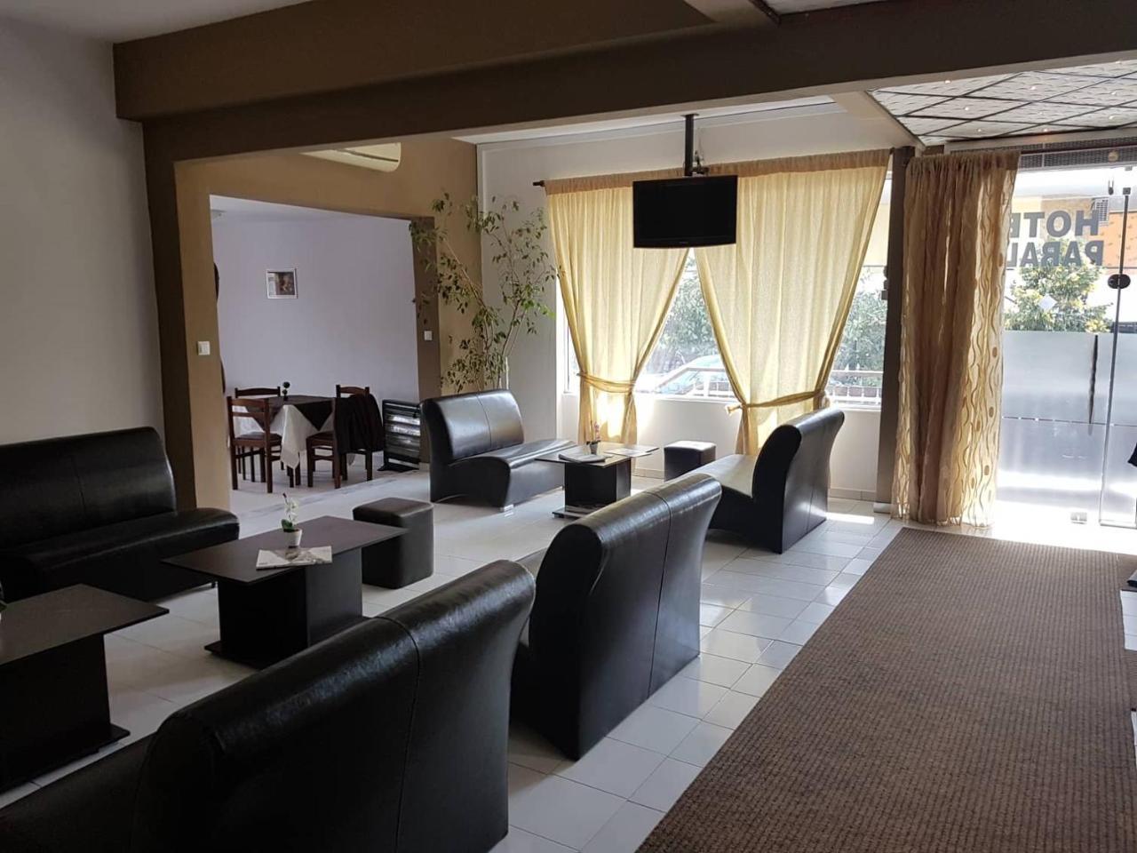 Hotel Paralia เนอา คาร์วาลี ภายนอก รูปภาพ